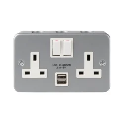 Master Yale Shop -Master Yale Shop 13a grey 2 gang metal clad switched usb socket with white inserts5052931557523 02c