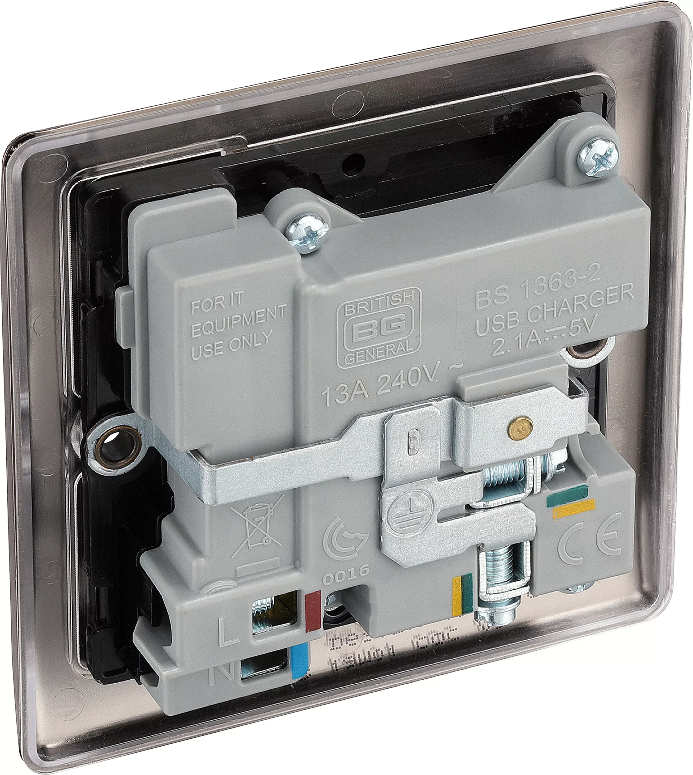 BG Black Nickel Single 13A Switched Socket With USB X2 & Black Inserts 6 BG Black Nickel Single 13A Switched Socket With USB X2 & Black Inserts - Image 6