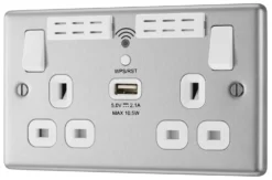 GoodHome Brushed Steel 13A Raised Rounded Switched Double WiFi Extender Socket With USB