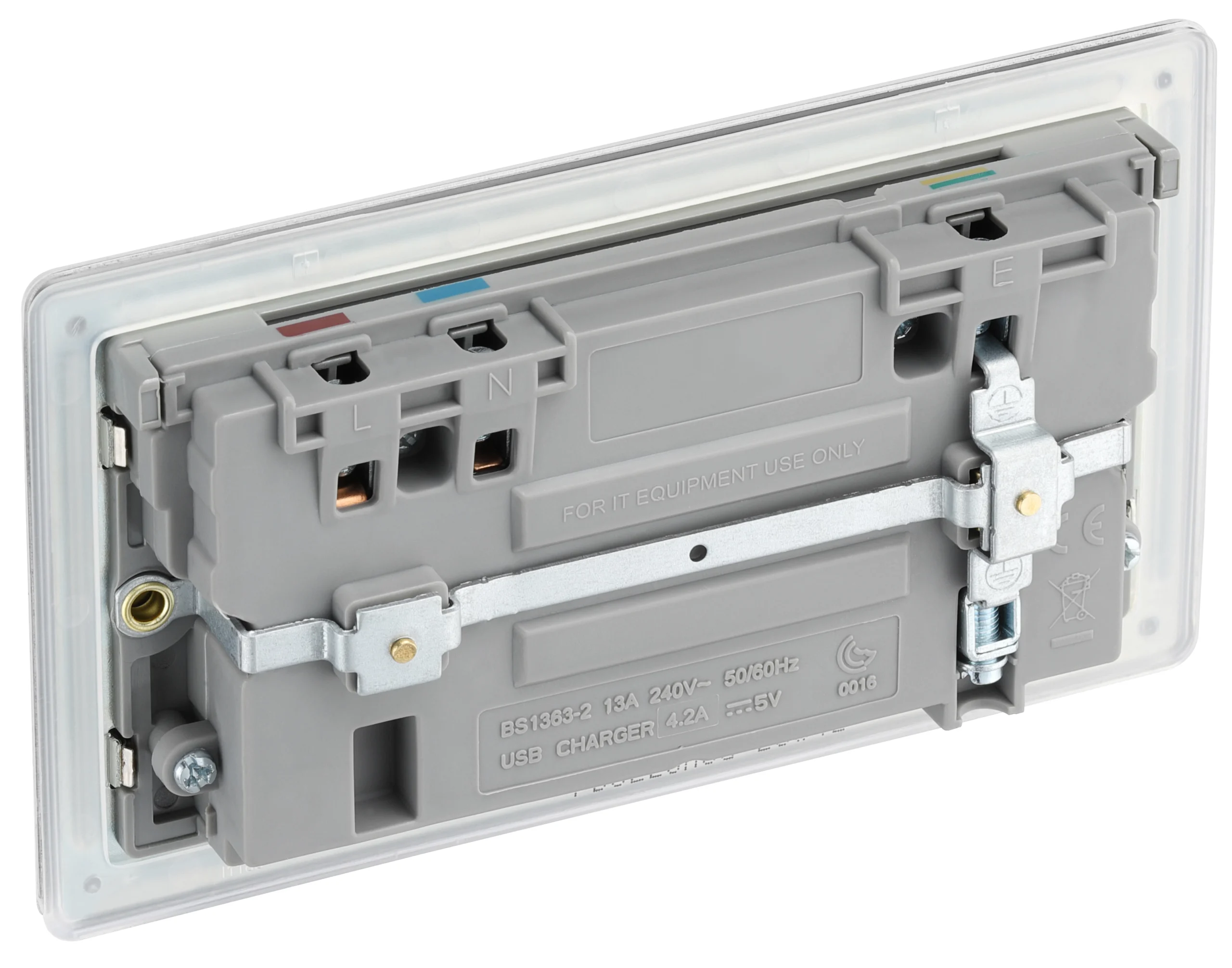 GoodHome Brushed Steel Double 13A Screwless Switched Socket With USB X2 4.2A & Grey Inserts 6 GoodHome Brushed Steel Double 13A Screwless Switched Socket With USB X2 4.2A & Grey Inserts - Image 6