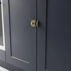 GoodHome Chervil Antique Brass Effect Kitchen Cabinet Latch Pack Of 2 (L)52mm (H)50mm -Master Yale Shop goodhome chervil antique brass effect kitchen cabinet latch pack of 2 l 52mm h 50mm5059340482163 01i scaled