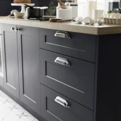 GoodHome Chervil Chrome Effect Kitchen Cabinets Pull Handle (L)160mm 10 GoodHome Chervil Chrome Effect Kitchen Cabinets Pull Handle (L)160mm -Master Yale Shop goodhome chervil chrome effect kitchen cabinets pull handle l 160mm5059340482248 01i scaled