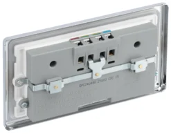 GoodHome Chrome Double 13A Unswitched Socket With USB X4 & White Inserts -Master Yale Shop goodhome chrome double 13a unswitched socket with usb x4 white inserts5059340134628 21c scaled