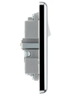 GoodHome Chrome Single 13A Switched Socket With USB X2 & White Inserts -Master Yale Shop goodhome chrome single 13a switched socket with usb x2 white inserts5059340134222 05c scaled