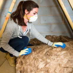 Knauf Insulation Eko Roll Loft Insulation Roll, (L)4.83m (W)1.14m (T)200mm -Master Yale Shop knauf insulation eko roll loft insulation roll l 4 83m w 1 14m t 200mm5012061862263 01i