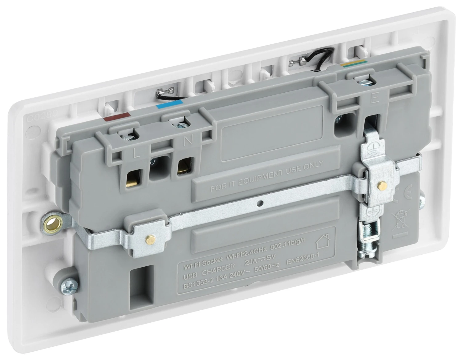 LAP White 13A Raised Slim Switched Double WiFi Extender Socket With USB 6 LAP White 13A Raised Slim Switched Double WiFi Extender Socket With USB - Image 6