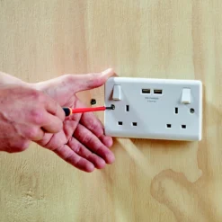 LAP White Double 13A Switched Socket With USB X2 3.1A & White Inserts -Master Yale Shop lap white double 13a switched socket with usb x2 3 1a white inserts5052931646098 02i scaled