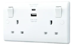 LAP White Double 13A Switched Socket With USB X2 4.2A & White Inserts -Master Yale Shop lap white double 13a switched socket with usb x2 4 2a white inserts5057741127607 01c