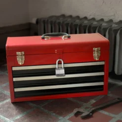 Master Lock Excell Heavy Duty Laminated Steel Black Medium Open Shackle Padlock (W)45mm -Master Yale Shop master lock excell heavy duty laminated steel black medium open shackle padlock w 45mm3520190929600 24c bq