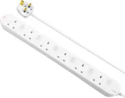Masterplug 6 Socket 13A Switched White Extension Lead, 2m -Master Yale Shop masterplug 6 socket 13a switched white extension lead 2m5015056662039 06c bq scaled