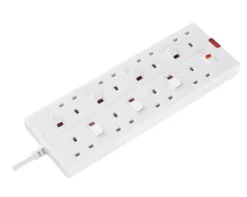 Masterplug 8 Socket 13A Switched White Extension Lead, 2m 9 Masterplug 8 Socket 13A Switched White Extension Lead, 2m -Master Yale Shop masterplug 8 socket 13a switched white extension lead 2m5015056662435 06c bq scaled