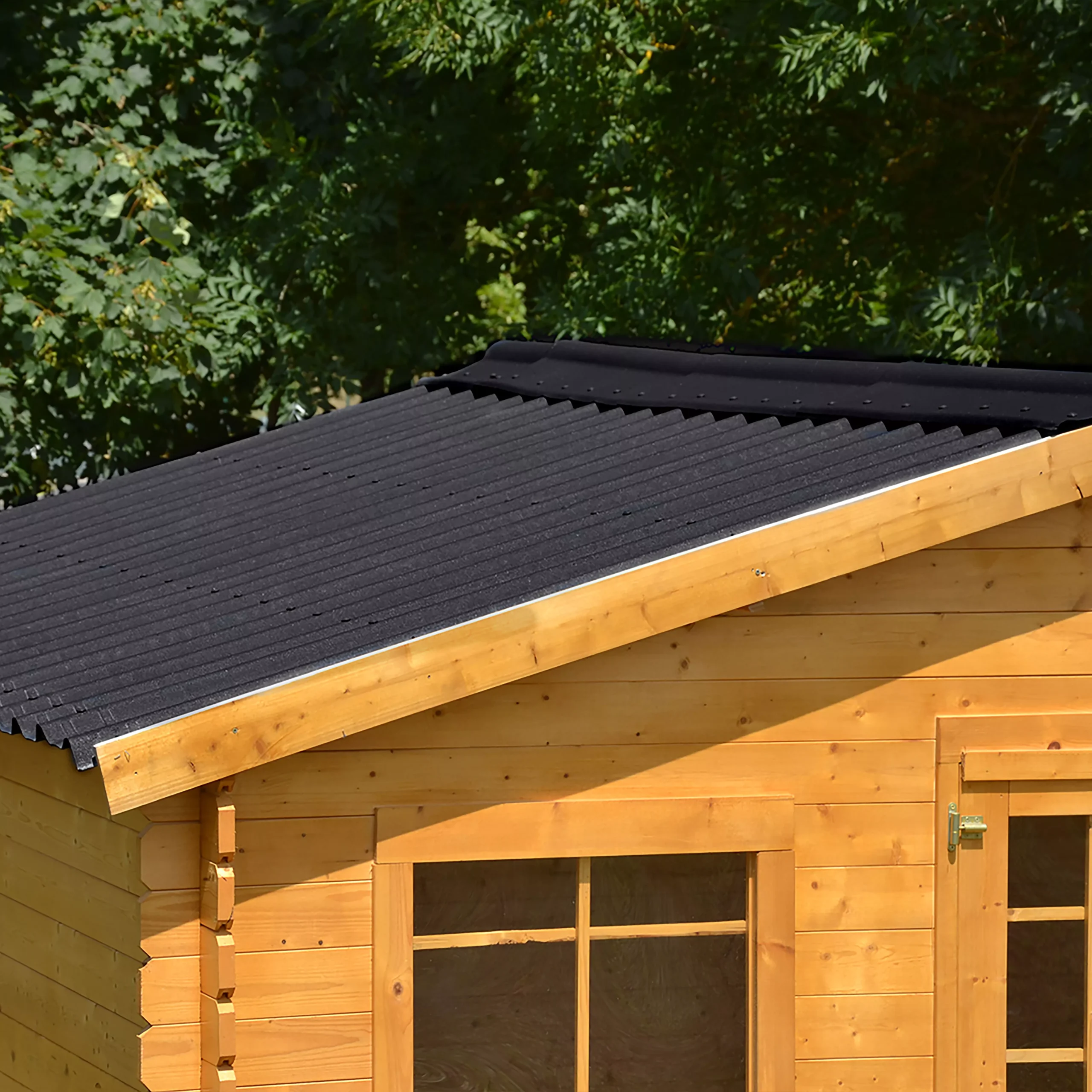 Onduline Black Bitumen-saturated Organic Fibres Corrugated Roofing Sheet (L)2m (W)820mm (T)2.6mm 6 Onduline Black Bitumen-saturated Organic Fibres Corrugated Roofing Sheet (L)2m (W)820mm (T)2.6mm - Image 6