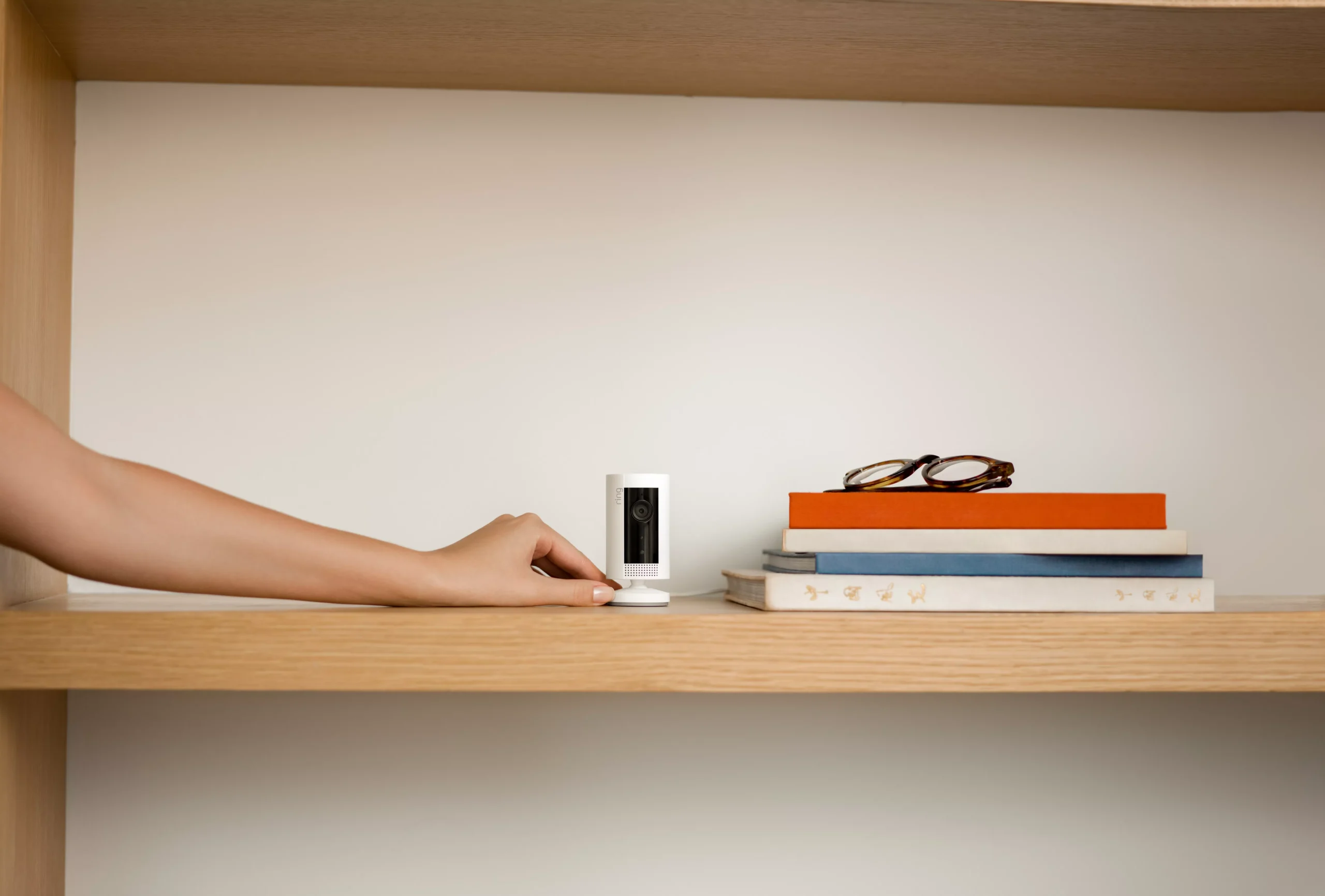 Ring Wired Indoor Tilt Adjustable Smart Camera In White 4 Ring Wired Indoor Tilt Adjustable Smart Camera In White - Image 4