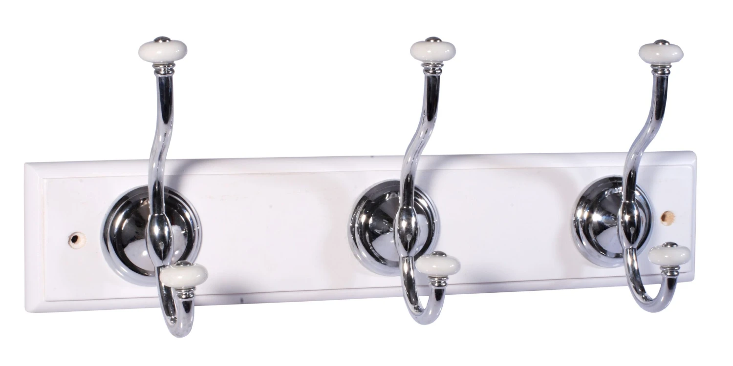 White Chrome Effect 3 Hook Rail, (L)457mm (H)15mm 1 White Chrome Effect 3 Hook Rail, (L)457mm (H)15mm