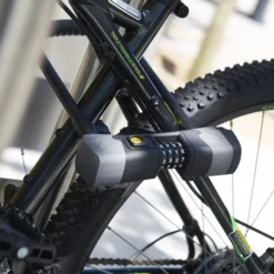 Yale Black Hardened Steel Combination D-lock (W)36mm -Master Yale Shop yale black hardened steel combination d lock w 36mm5052847091920 01i bq