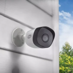 Yale Essentials 1080p 2 Camera CCTV Kit -Master Yale Shop yale essentials 1080p 2 camera cctv kit5011802338173 01i bq