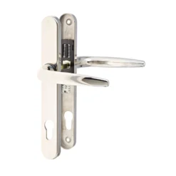 Yale Essentials Polished Chrome Effect Zinc Alloy Lever Door Handle (L)32mm, Pair