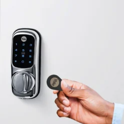 Yale Keyless Polished Chrome Effect Smart Digital Door Lock -Master Yale Shop yale keyless polished chrome effect smart digital door lock5011802243224 01i BQ