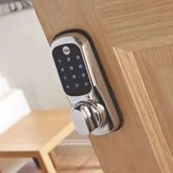 Yale Keyless Polished Chrome Effect Smart Digital Door Lock -Master Yale Shop yale keyless polished chrome effect smart digital door lock5011802243224 03i BQ